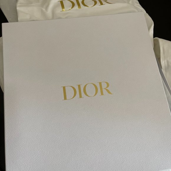 Large Dior Book Tote - Picture 4 of 10